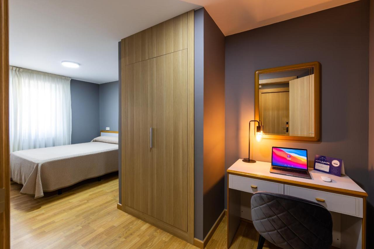 Hotel Europa Arteixo Buitenkant foto