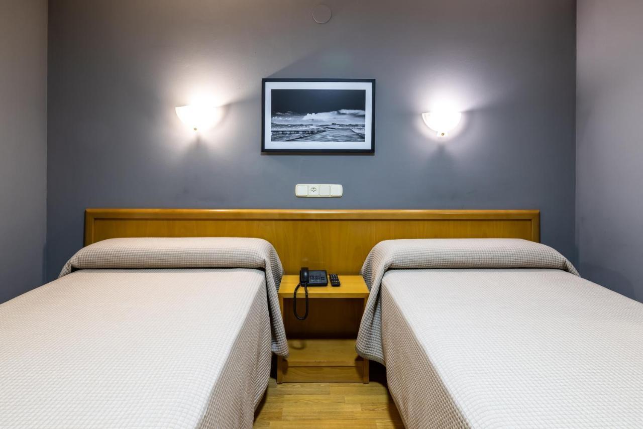 Hotel Europa Arteixo Buitenkant foto