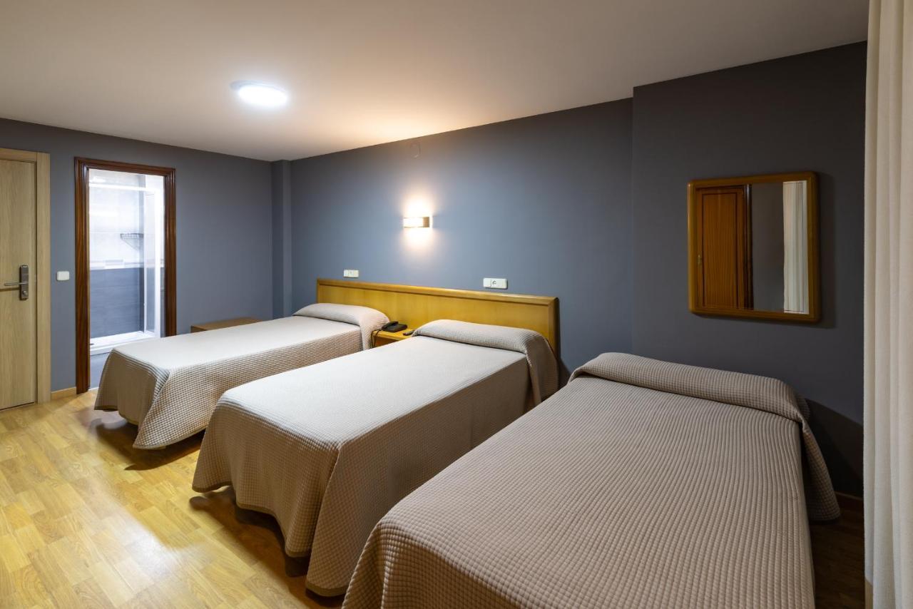 Hotel Europa Arteixo Buitenkant foto