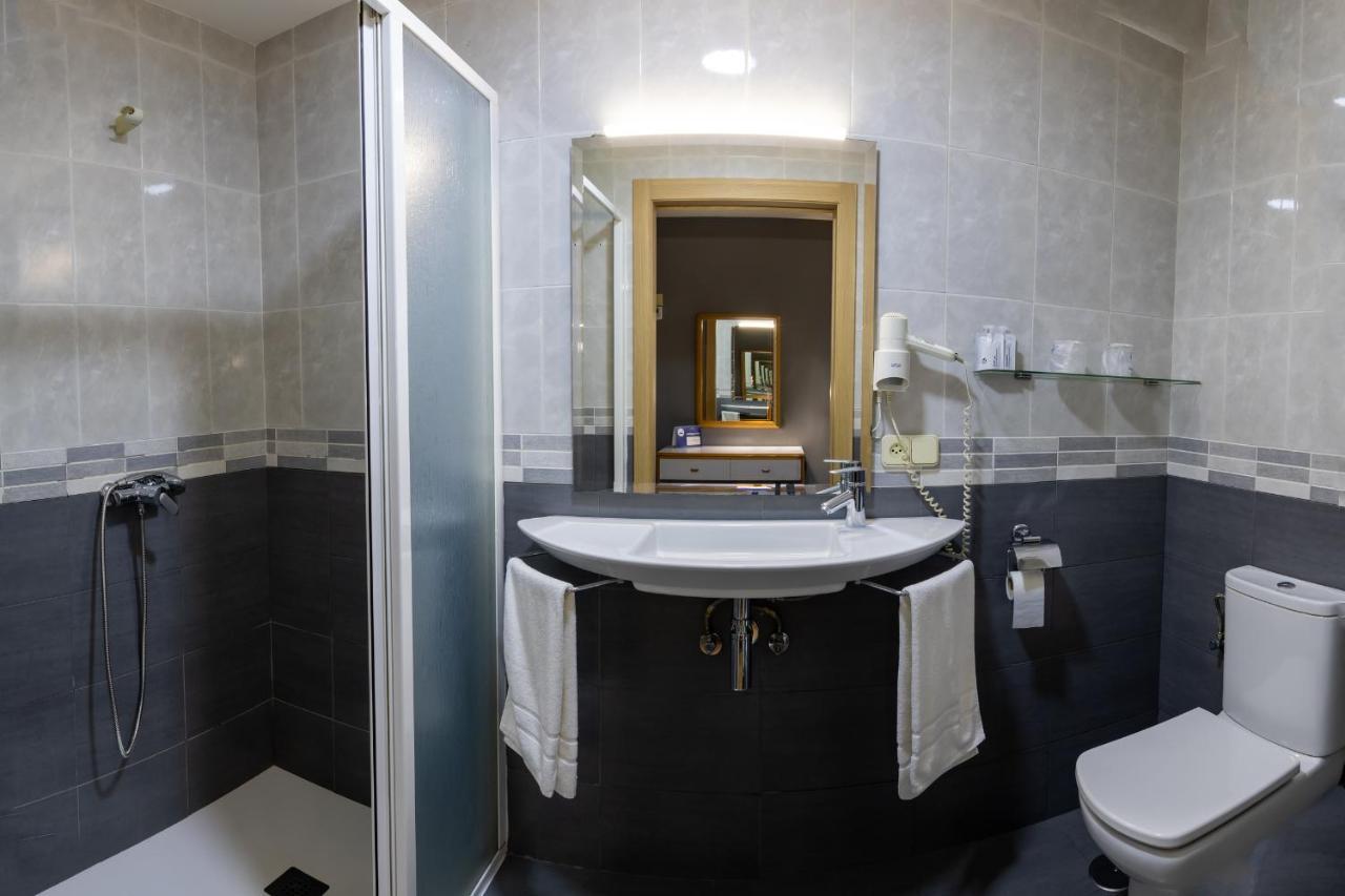 Hotel Europa Arteixo Buitenkant foto